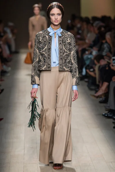 Look 21